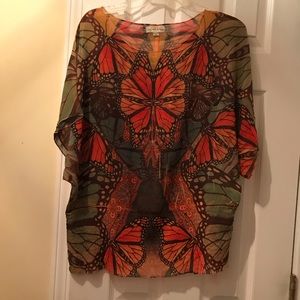 3 for $20 ❤️  and let live top